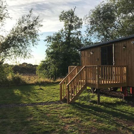 Sunset Shepherds Hut Taunton Luaran gambar